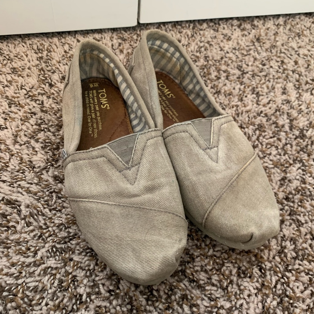 TOMS